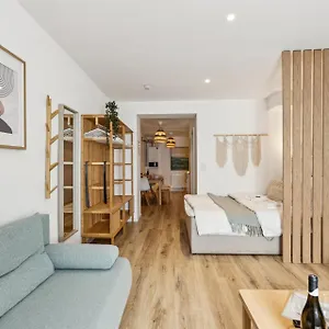 apt-gemuetliches-2-zimmer-ambient-mit-queensize-bett.hamburg-hotels-de.com/