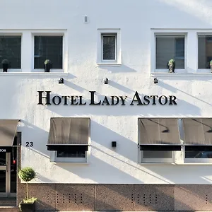 hotel-sir-and-lady-astor.dusseldorf-hotel.net/